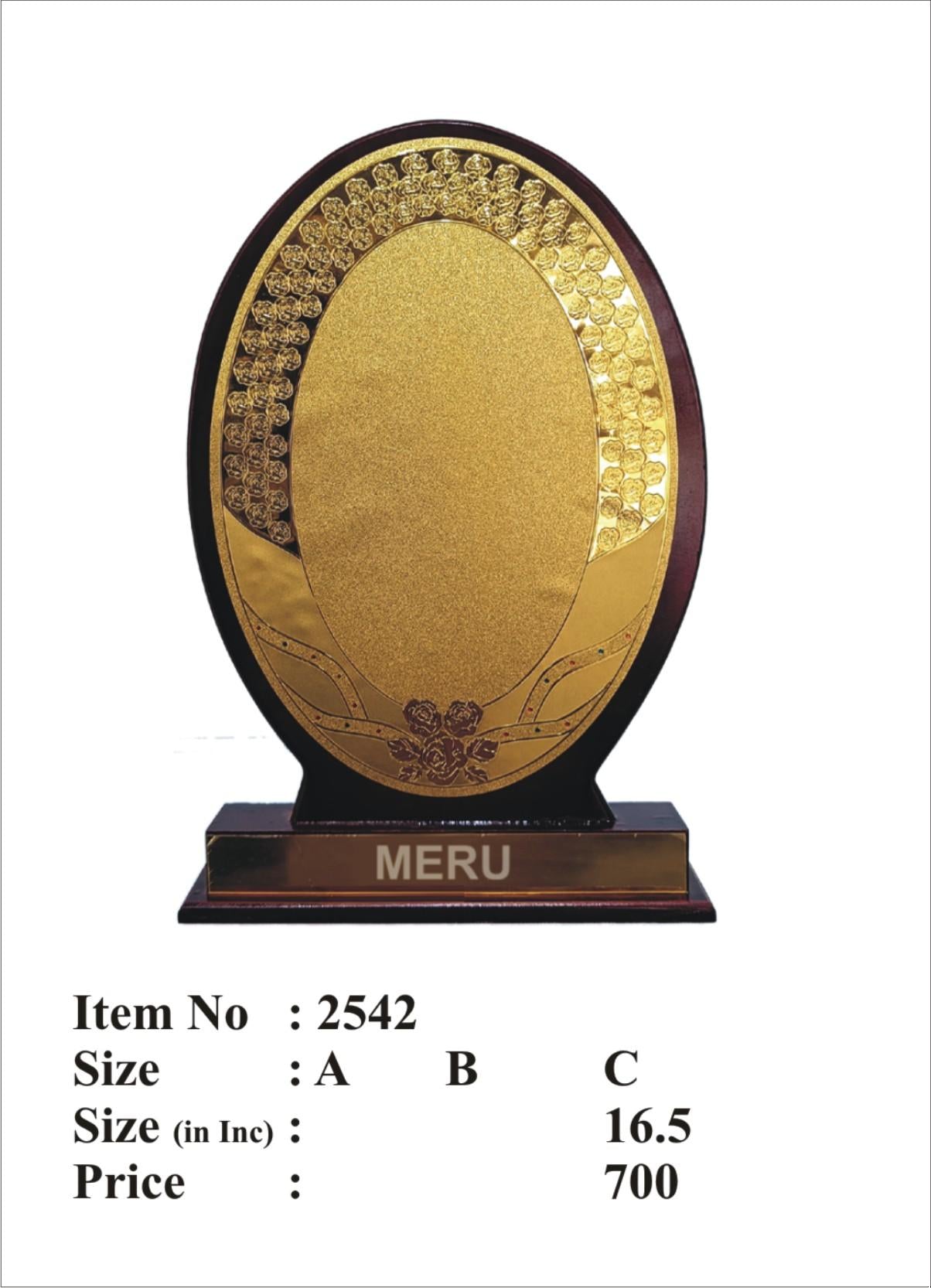 Elegant wooden memento with gold accents