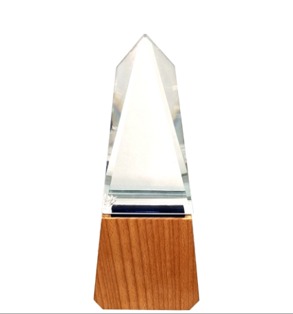 Elegant crystal trophy with wooden base; ideal for corporate awards and recognition. A timeless crystal trophy design.