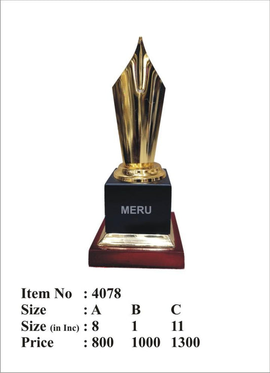 Close-up of the Premium Gold Pen Nib Trophy