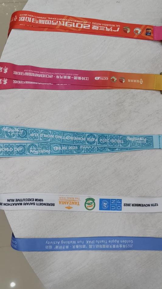 Custom Medals for Marathon Running and Triathlon Events.