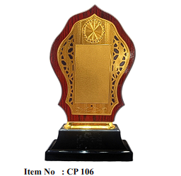 Elegant wooden memento recognition award with gold plate.